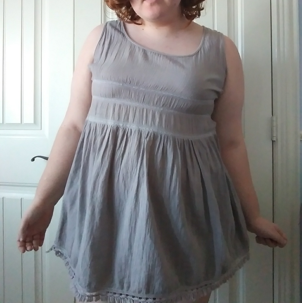 Sleeveless top/ fancy tank top